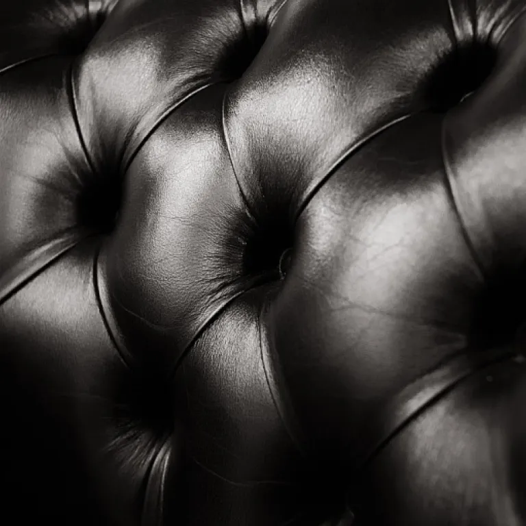 How to restore elegance: using leather filler for luxury leather goods